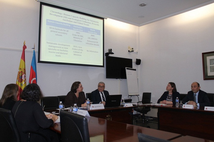 Azerbaijan, Spain discuss cooperation in field of public administration 